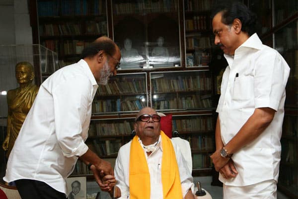 Rajinikanth seeks Karunanidhi’s blessings for his political journey