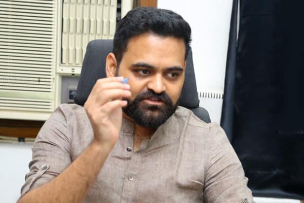Praveen Sattaru’s action thriller with young hero