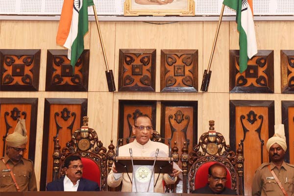 Telangana-assembly violence in Telangana assembly