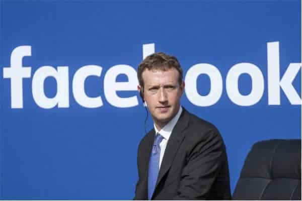 Zuckerberg admits mistake over Facebook data breach