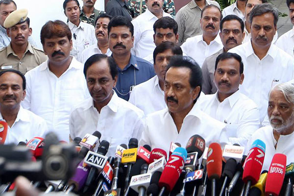 Telangana CM meets DMK’s Stalin in TN