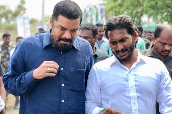 Posani Krishna Murali meets YS Jagan, to build team for campaign