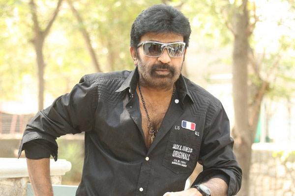 Rajasekhar receives plasma therapy, condition stable