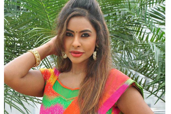 Sri Reddy’s police complaint on Gogineni, Jeevitha and PK fans