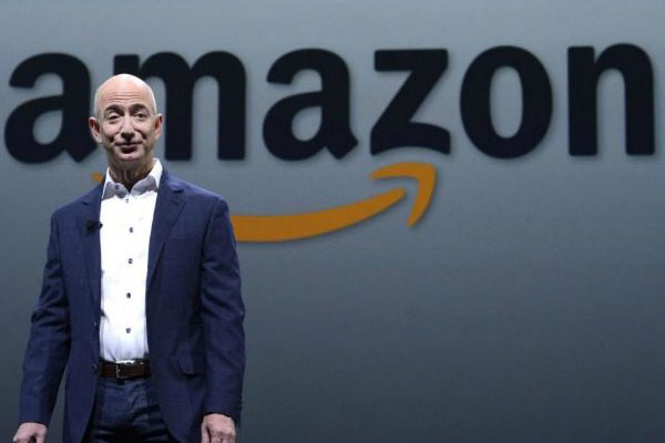 Amazon CEO becomes world's richest man
