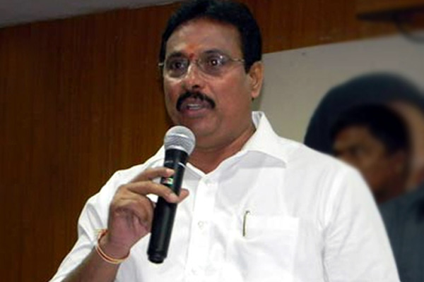 Jolt to Telangana Congress as senior leader Nagender quits