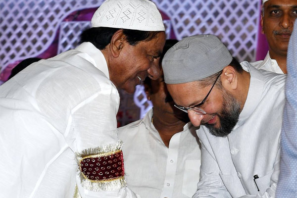 Muslims should emerge as political force, says Owaisi