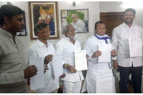 YSRCP-MP's Resignations of YSR Congress MPs accepted, but no by-election, the politics behind