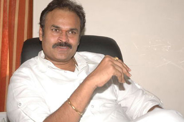 Nagababu refers YSRCP MP candidate as ‘Narasapuram Mallya’