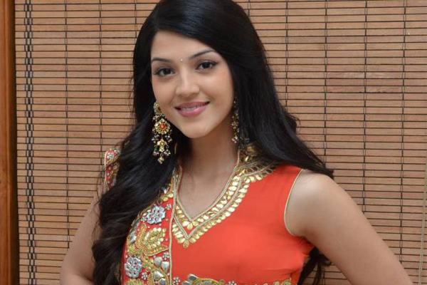 Upset with canards, Mehreen issues a clarification