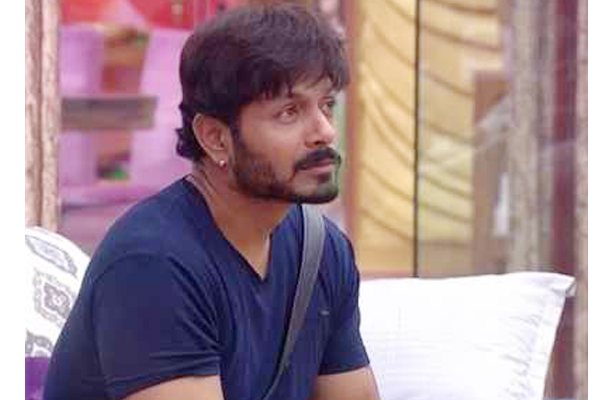 Bigg Boss tidbits : Embarrassing episode for Kaushal