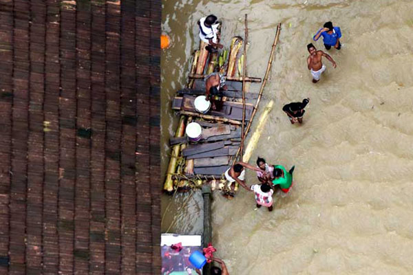 Kerala moves to SC, blames Tamil Nadu for floods