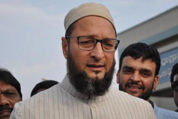 This is insult to Hyderabad, Aurangabad: Owaisi