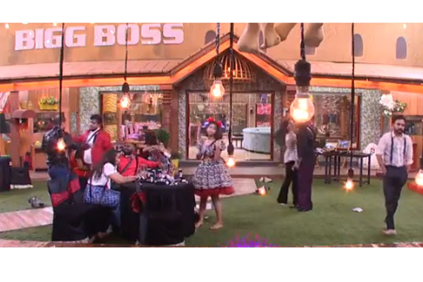 Bigg Boss 2:  Gala time in the house before Finale