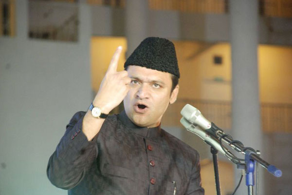 Inspired by  Kumaraswamy , Akbaruddin Owaisi wants to become CM