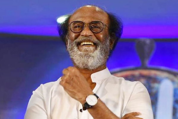 Rajni to start own TV channel before plunging into politics full-fledged