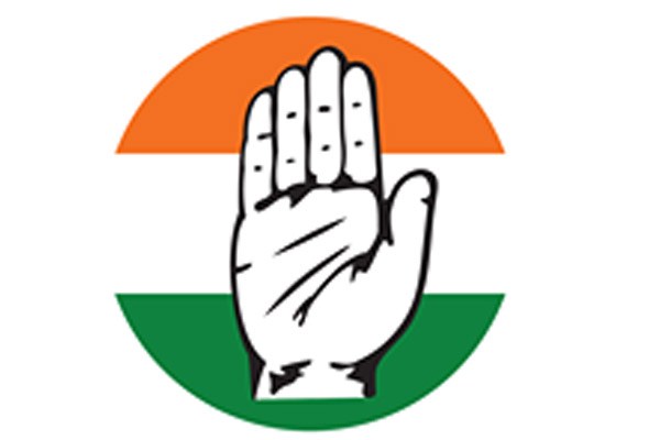 2 top TRS leaders join Congress