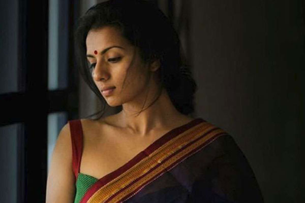 Actor Arjun made unwanted advances, claims Kannada actress Sruthi