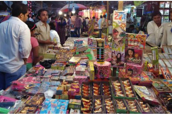 Telangana govt bans the sale and bursting of crackers