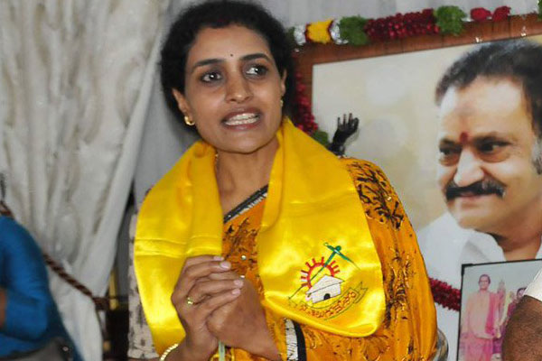 Will CBN give Nandamuri Suhasini MLC and Ministry, as asked by KCR