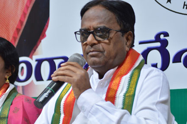 Ponnala Lakshmaiah candidature in Telangana elections is in dilemma.