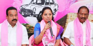 Sonia spoke CBN's words in Telangana, says TRS MP Kavitha