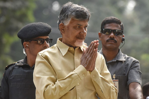 CM convoy: Heated exchanged between TDP and BJP