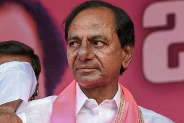 KCR makes aerial inspection of Yadadri temple renovation