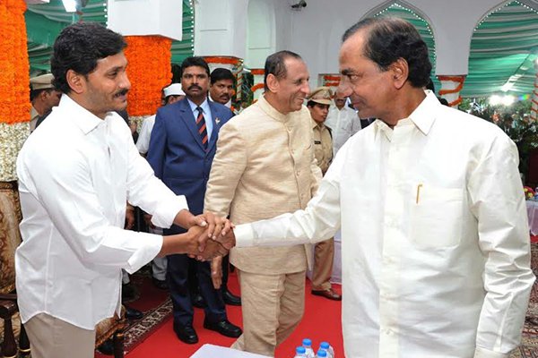 Is there Rs 2000 cr election deal between KCR and Jagan?