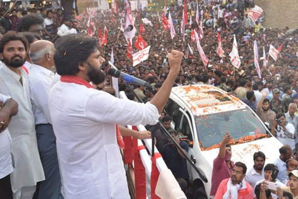 Pawan wants to play king-maker role in AP
