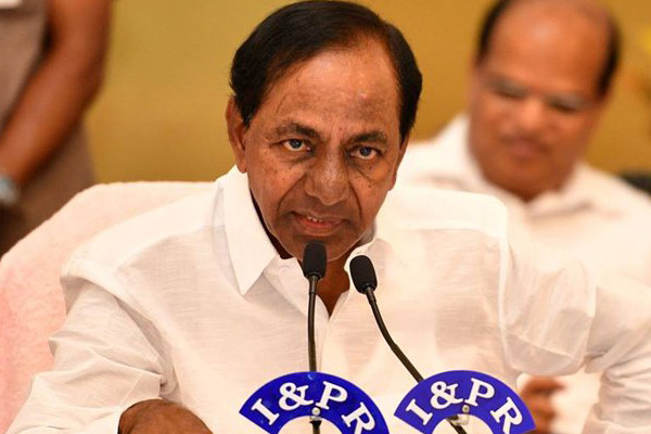 Opinion – KCR behaving like Acting CM for Andhra?