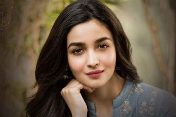 Alia Bhatt signs a film on Indo-China war?