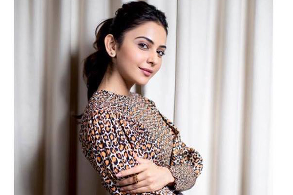 Rakul Preet locked to romance Nithiin