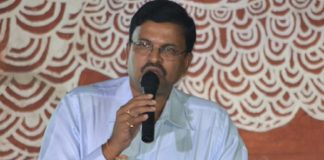 Why is TDP luring JD Lakshminarayana? Educated voters