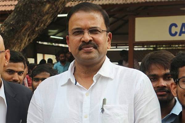JD Lakshminarayana joins Amaravati farmers’ yatra, says 3-capitals is a ruinous idea