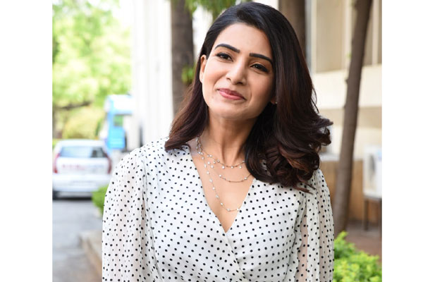 Samantha takes a dig on pregnancy rumors