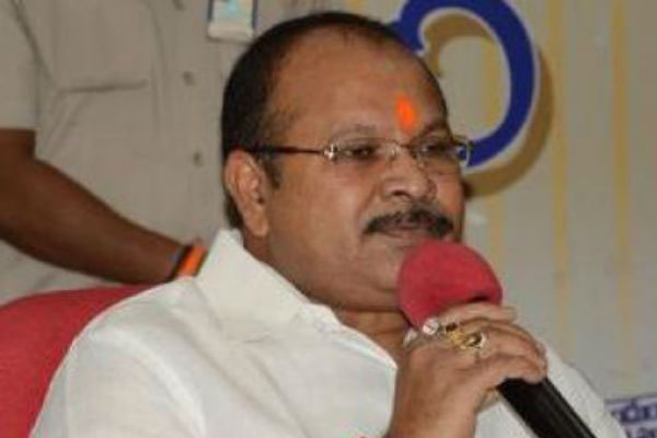 BJP team tours in Andhra Capital area