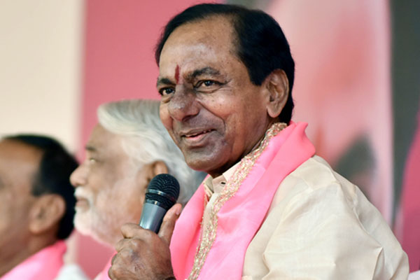 KCR gives ‘happy ending’ to TSRTC strike