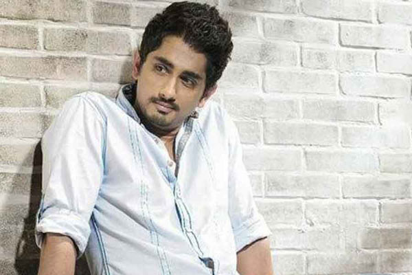 Actor Siddharth on trolls attacking his mother on social media