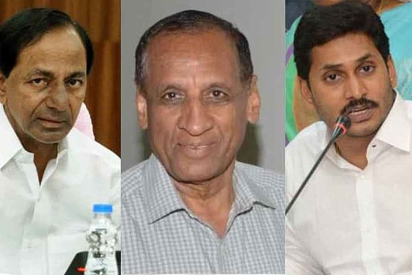 Andhra, Telangana Chief Ministers meet Governor