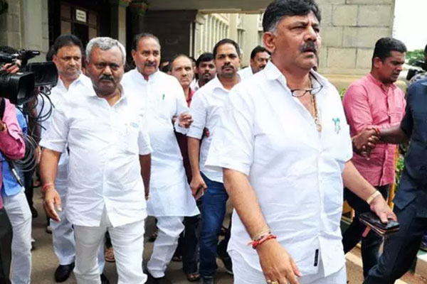 Karnataka Congress ready to meet rebel MLAs’ demands: minister