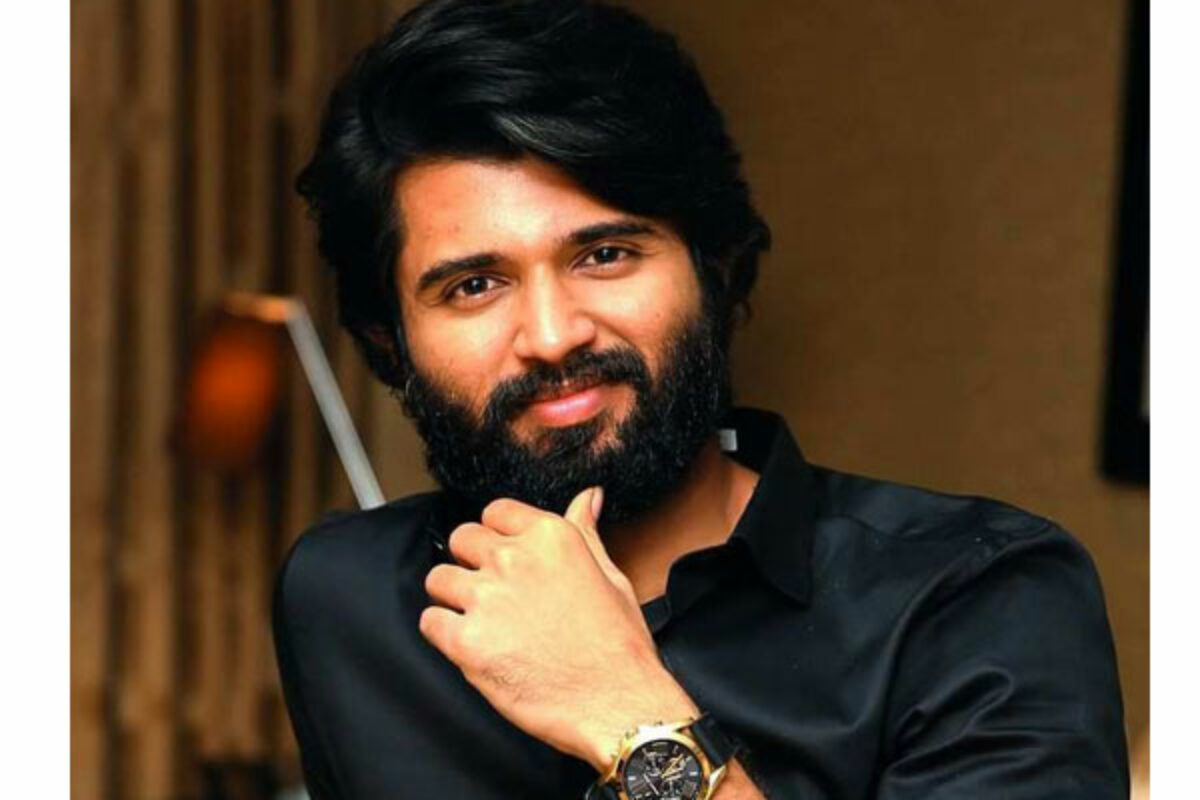 Trivikram is going to support Vijay Devarakonda who is in the flops