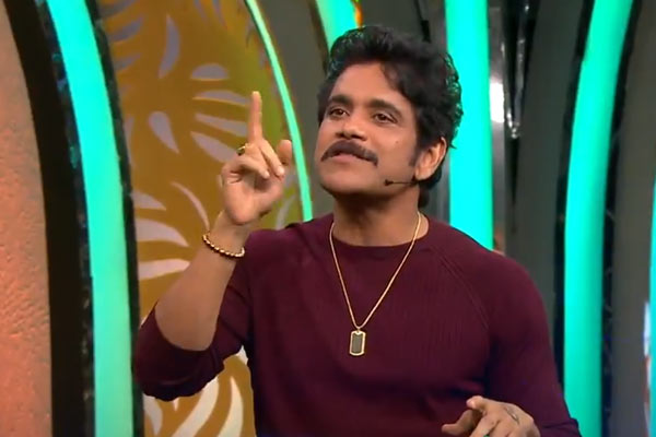 Bigg boss weekend episode: Nagarjuna is back with bang