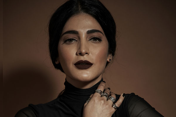 Shruti Haasan is back on the sets of ‘Mega 154’