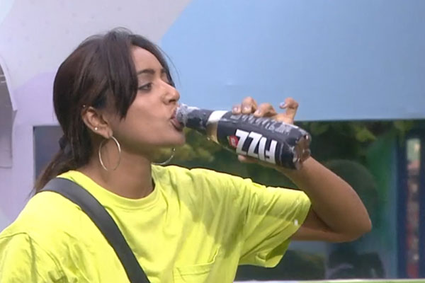 Bigg boss episode 54: Vithika becomes captain for the first time