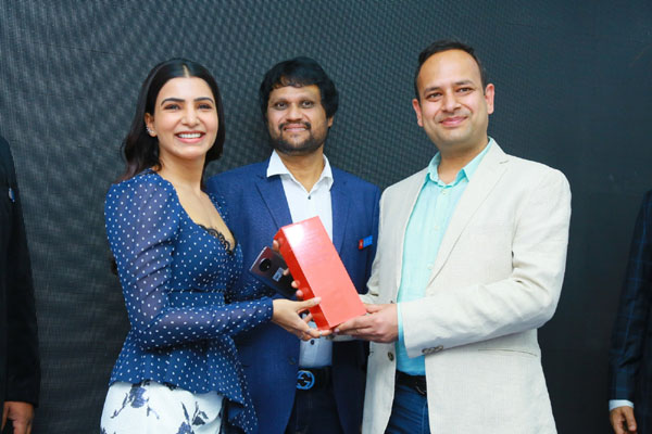 Samantha Launches Oneplus Mobile At Big C