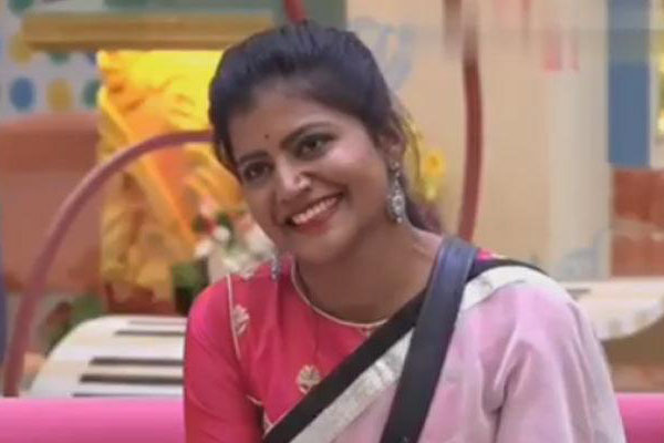 Tidbits: Bigg boss foul game to save Shiva Jyothy and bring her to finals?