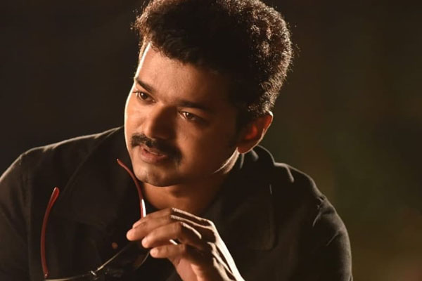 Buzz: Vijay gets a hefty advance from Mythri?