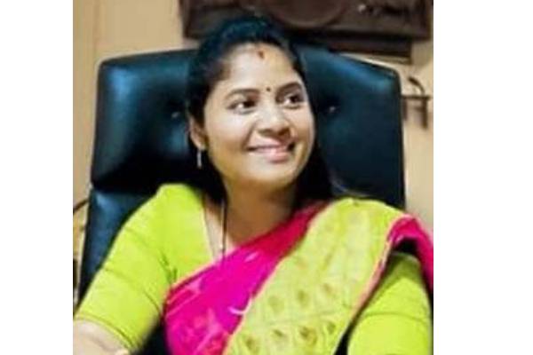 Relief for AP Deputy CM Pushpa Srivani in caste row!