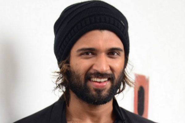 Vijay Devarakonda brushing up his Hindi skills